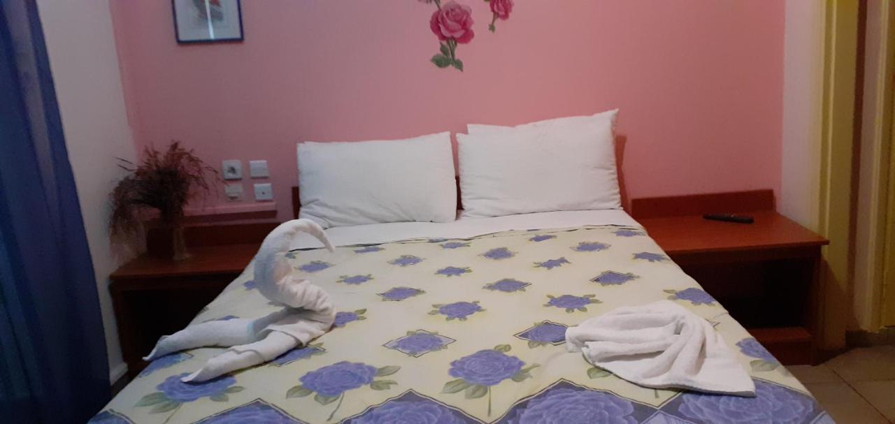 Pame Pantheos Hotel Kamena Vourla Bagian luar foto