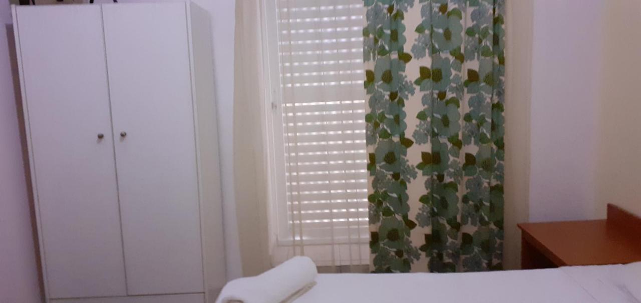 Pame Pantheos Hotel Kamena Vourla Bagian luar foto